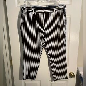 Worthington Mid-Rise Ankle Pants